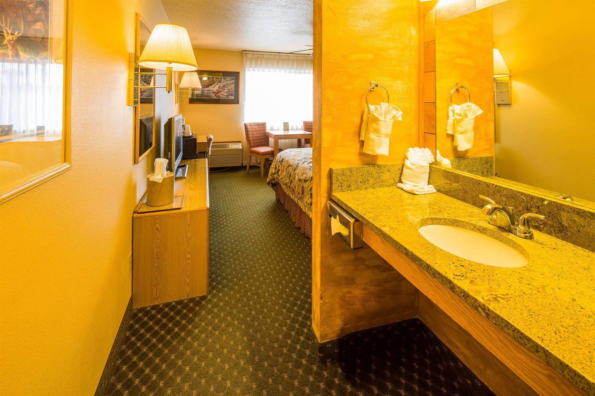 Alpine Inn & Suites Gunnison Εξωτερικό φωτογραφία